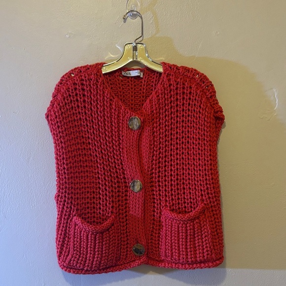 Zara Sweaters - Zara Red Knit Cardigan Vest